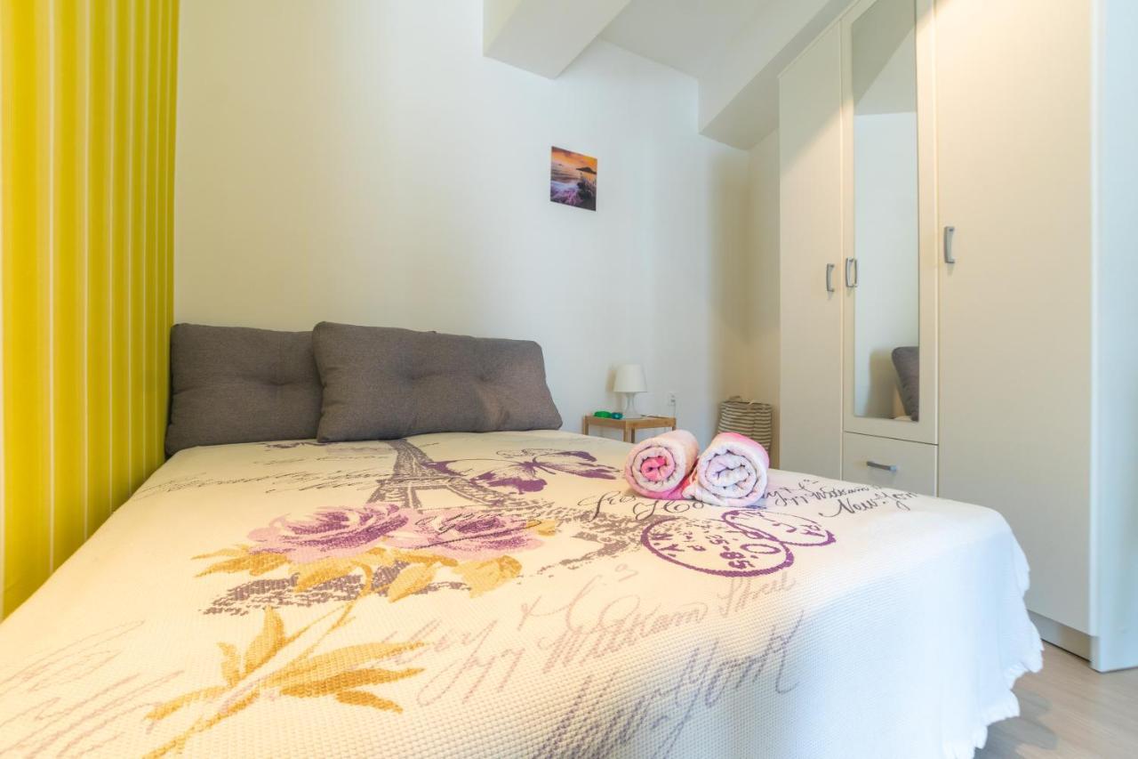 • Charming ǀ Near City Mall ǀ 1Br • Apartment Skopje Ngoại thất bức ảnh